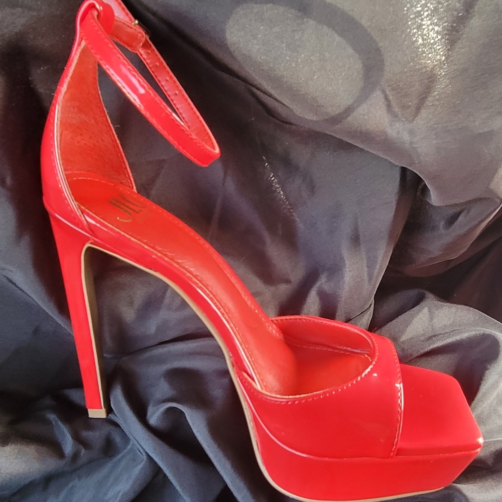 Jennifer Lopez Vibrant Red Platform Heels